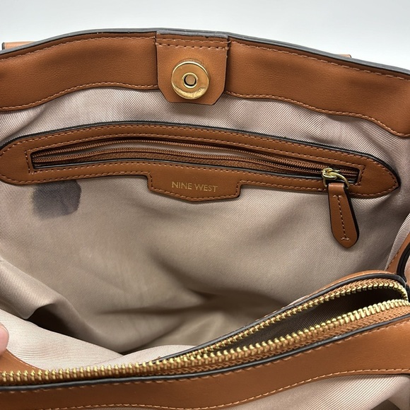 Nine‎ West Brooklyn Jetset Carryall Bag Woven Faux Leather - Picture 8 of 11